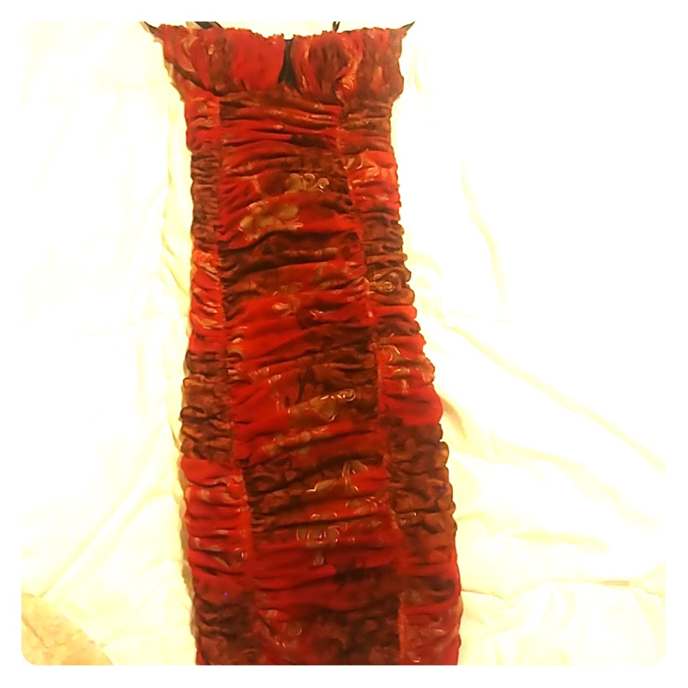 Gorgeous red pencil dress